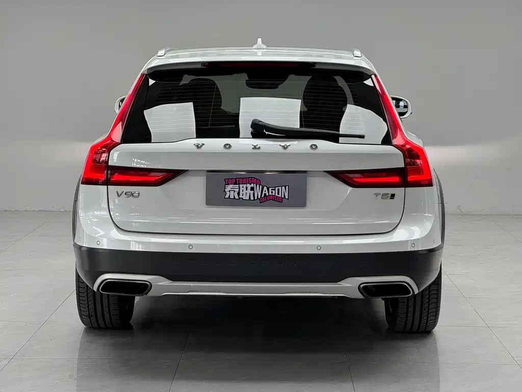 Volvo V90 2017 Cross Country T5 AWD