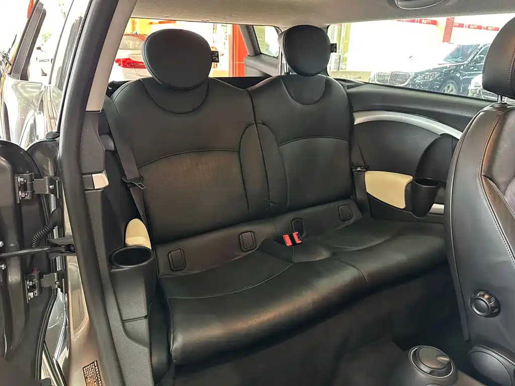 MINI Mini Clubman — миниатюра 13