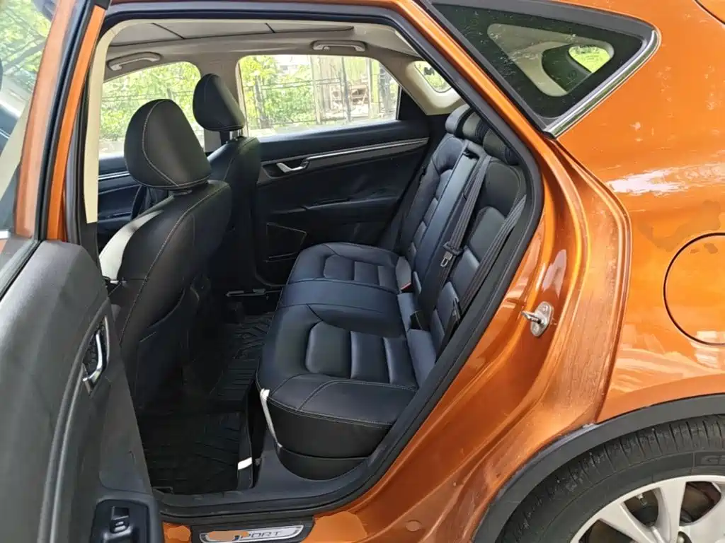 Geely Emgrand GS — миниатюра 17