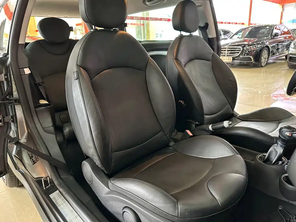MINI Mini Clubman — миниатюра 12