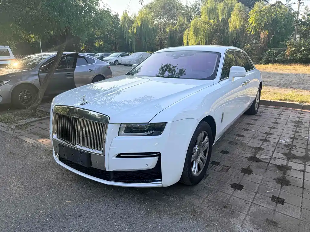 Купить Rolls-Royce Ghost