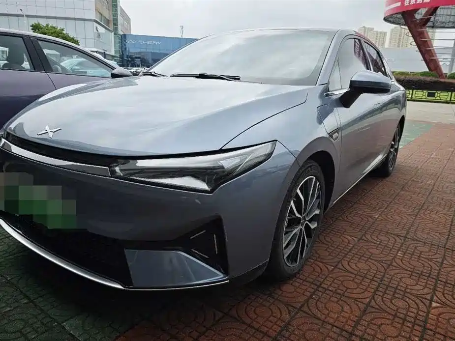 XPENG P5