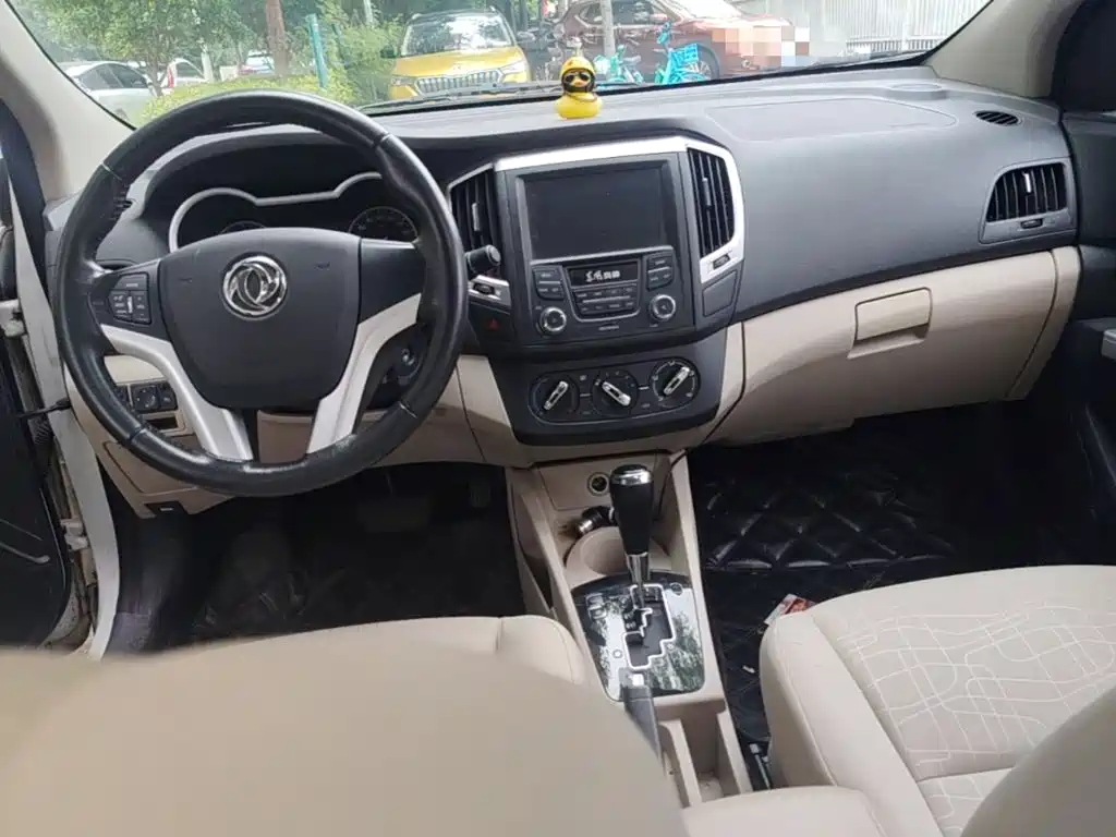 Dongfeng A30 2014 1.5L AT
