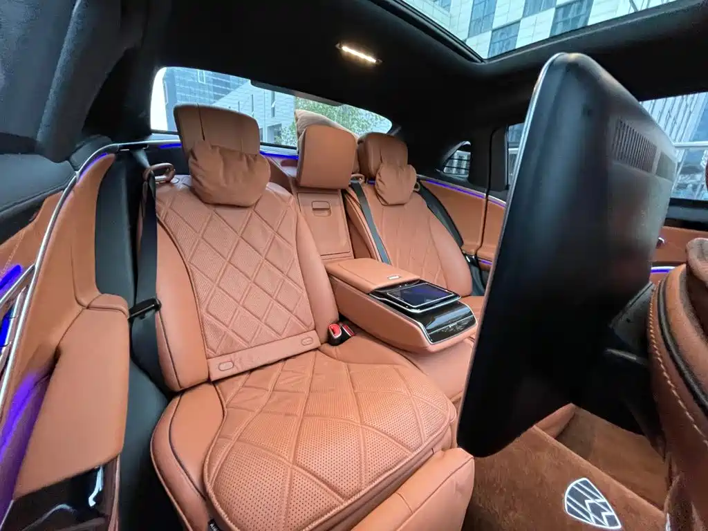 Mercedes-Benz S-Class — миниатюра 22