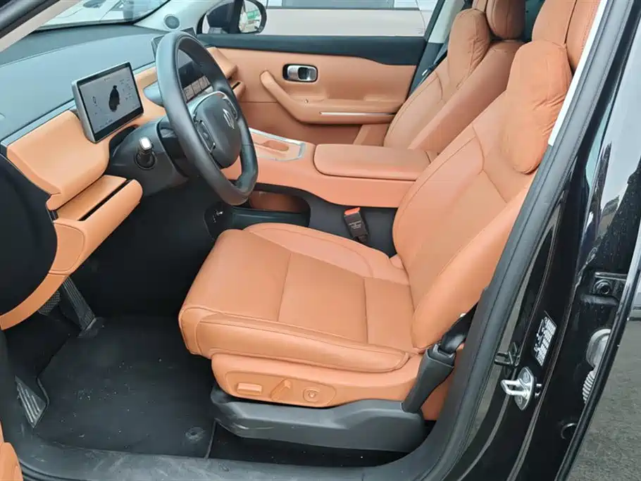 Leapmotor C16 2026 280 6 мест