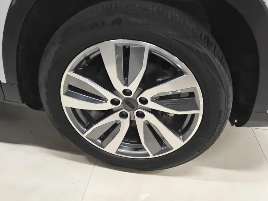 Geely Haoyue — миниатюра 6