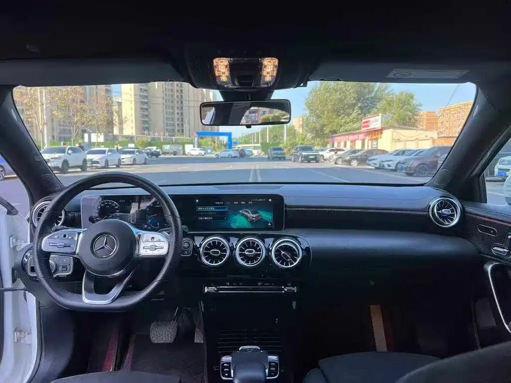 Mercedes-Benz A-Class — миниатюра 9