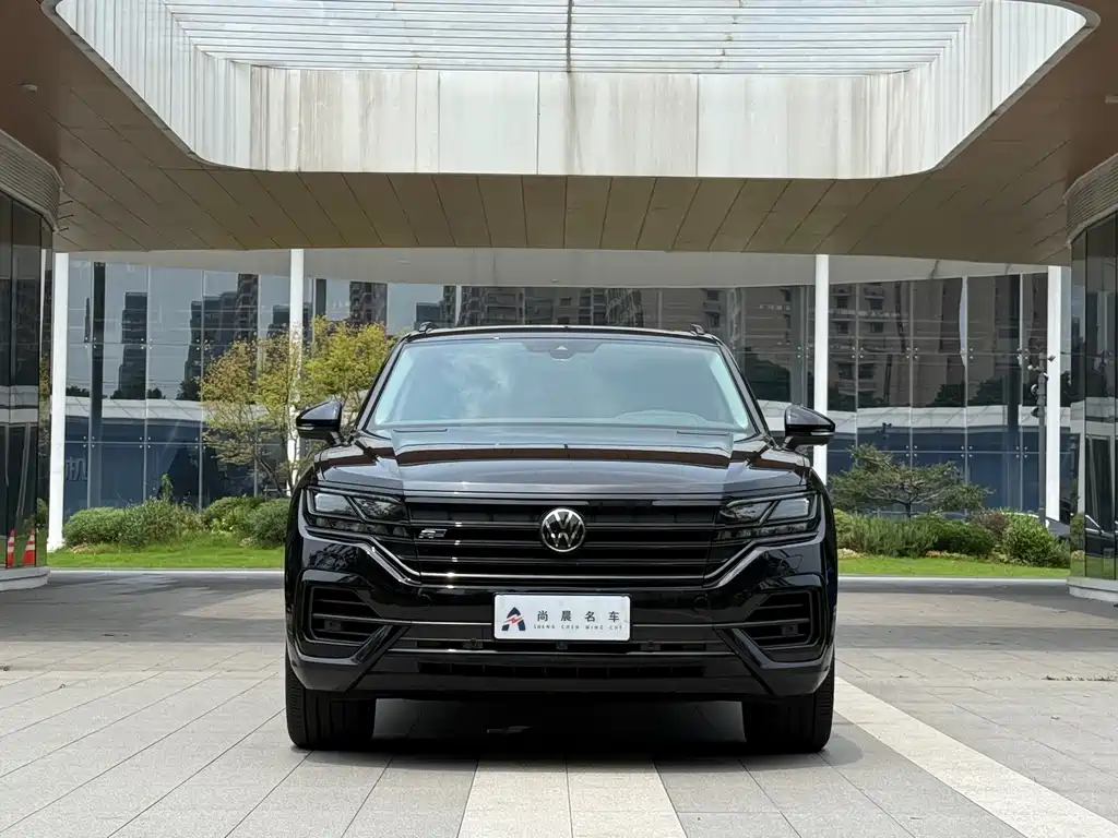 Volkswagen Touareg 2021 3.0TSI Sport