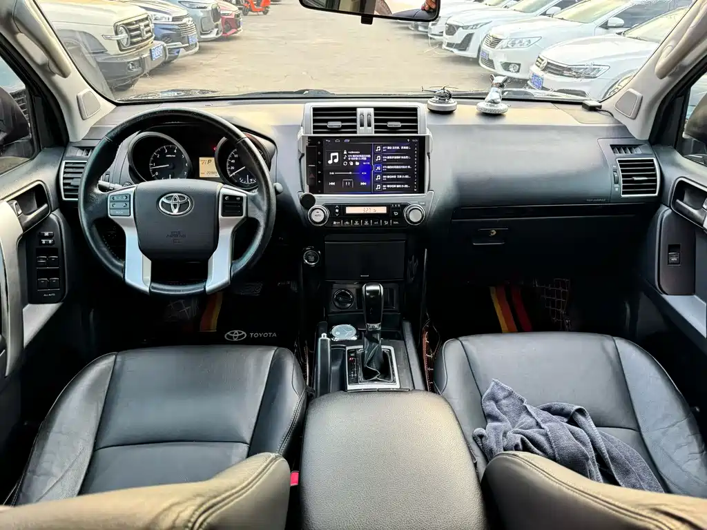 Toyota Prado — миниатюра 5