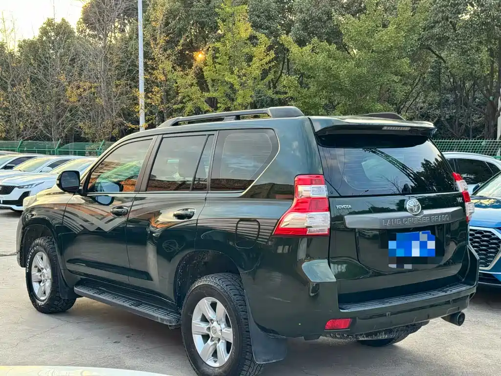 Toyota Prado — миниатюра 7