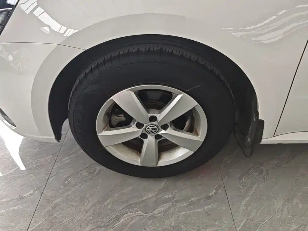 Volkswagen Lavida — миниатюра 23