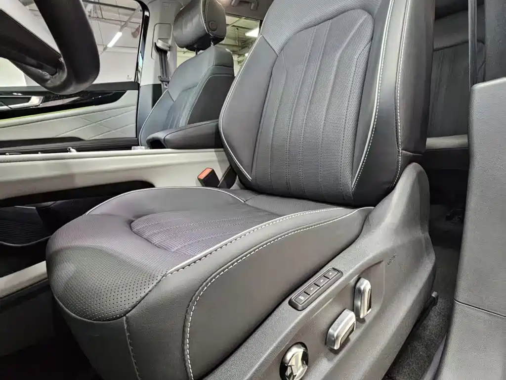Volkswagen Teramont — миниатюра 7