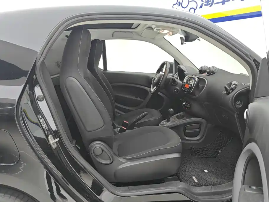 smart Smart Fortwo — миниатюра 8