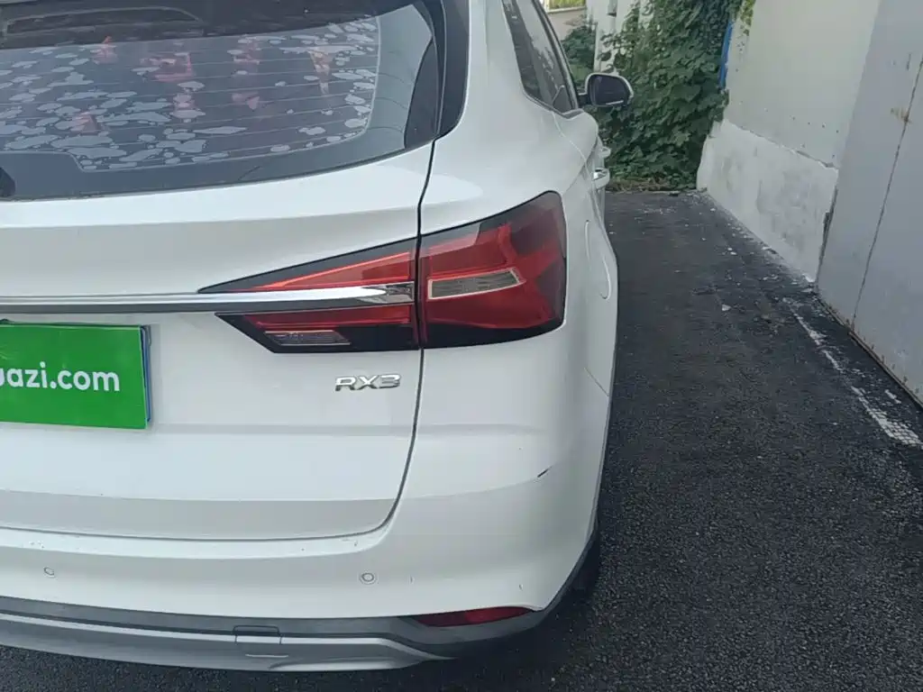 Roewe RX3 — миниатюра 8