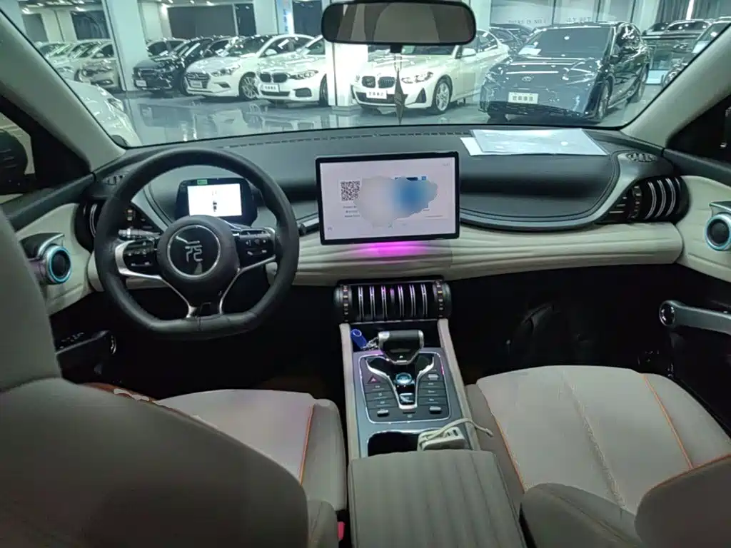 BYD Yuan Plus — миниатюра 6