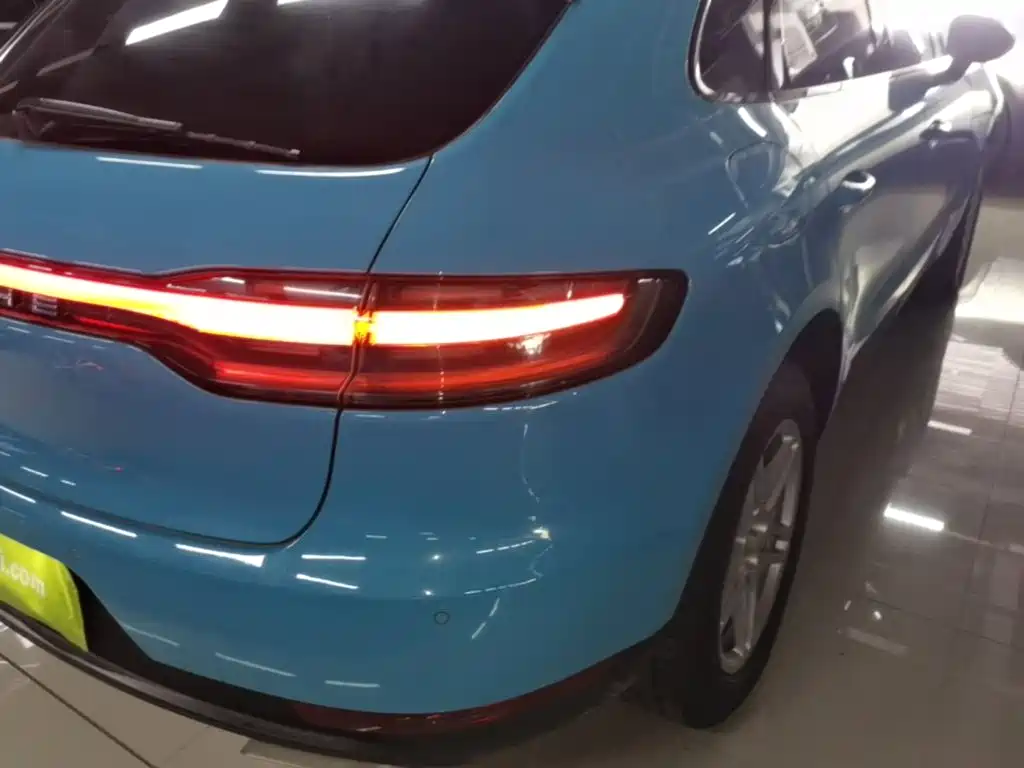 Porsche Macan — миниатюра 8