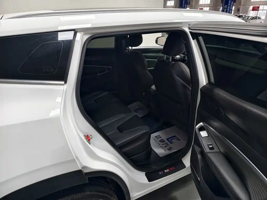 Geely Boyue — миниатюра 18