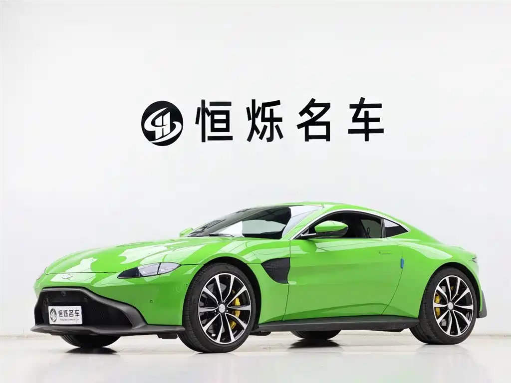 Aston Martin V8 Vantage 2019