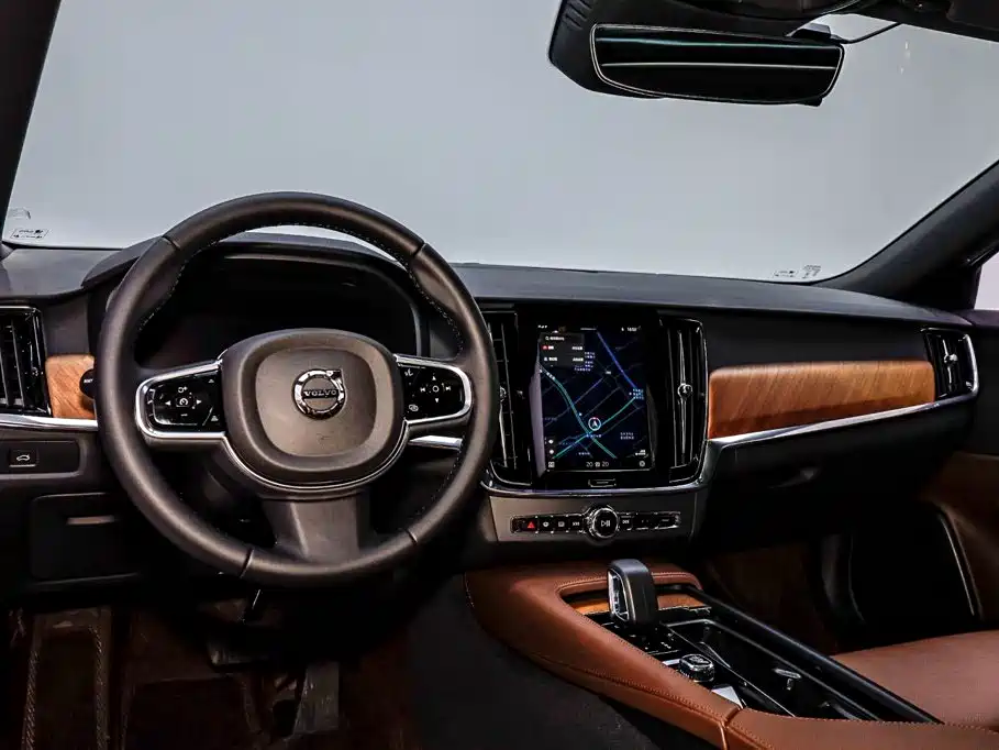 Volvo S90 — миниатюра 19