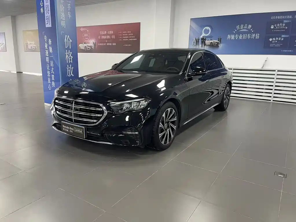 Mercedes-Benz E-Class 2025