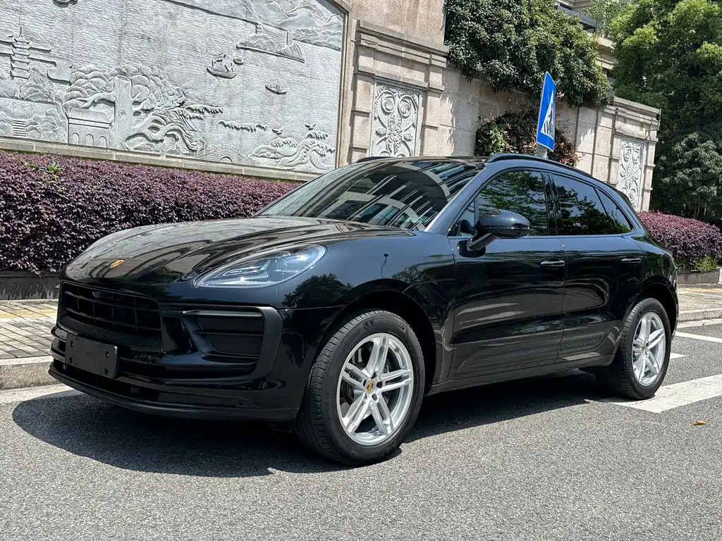 Porsche Macan 2022