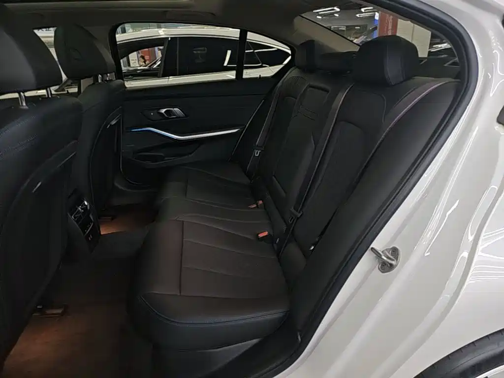 BMW i3 — миниатюра 17