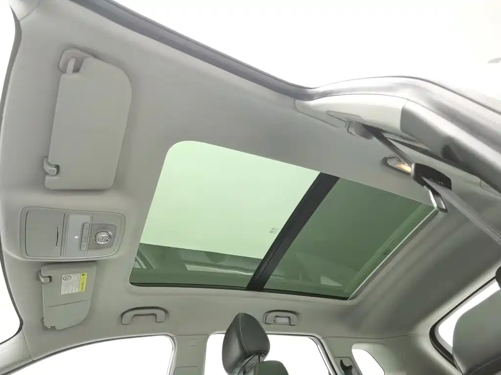 Roewe RX5 — миниатюра 14