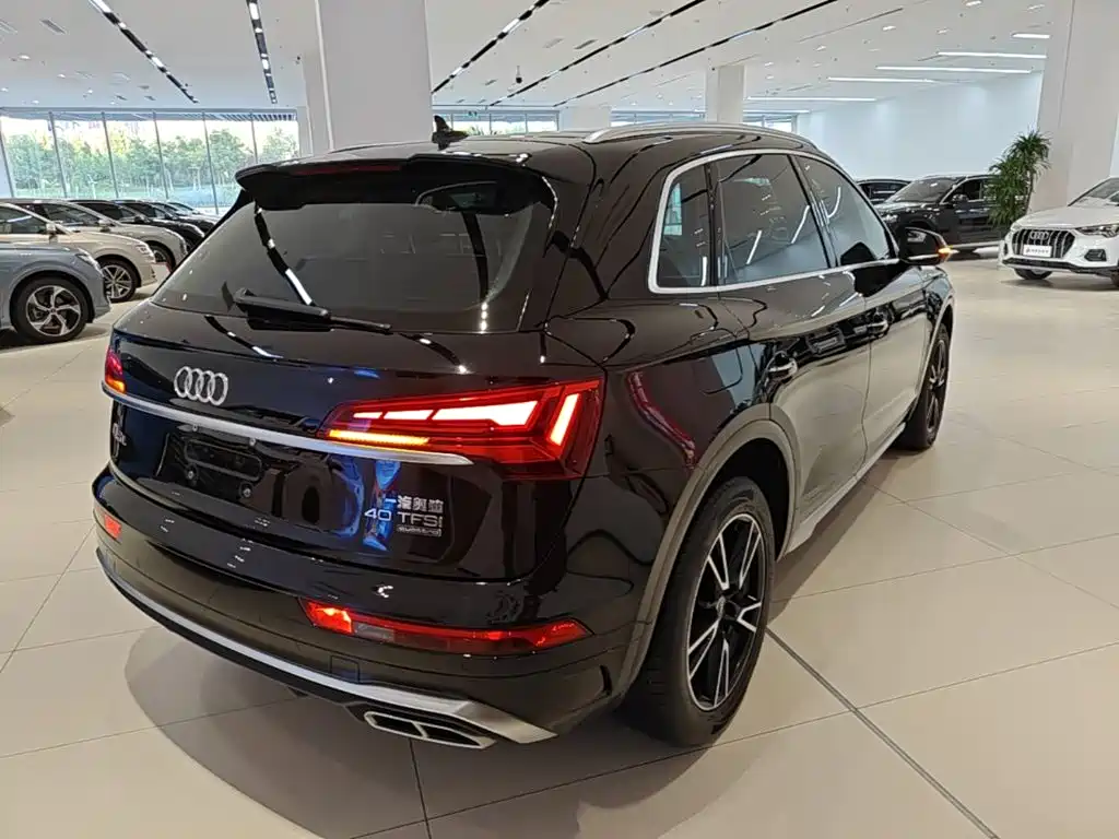 Audi Q5L — миниатюра 7