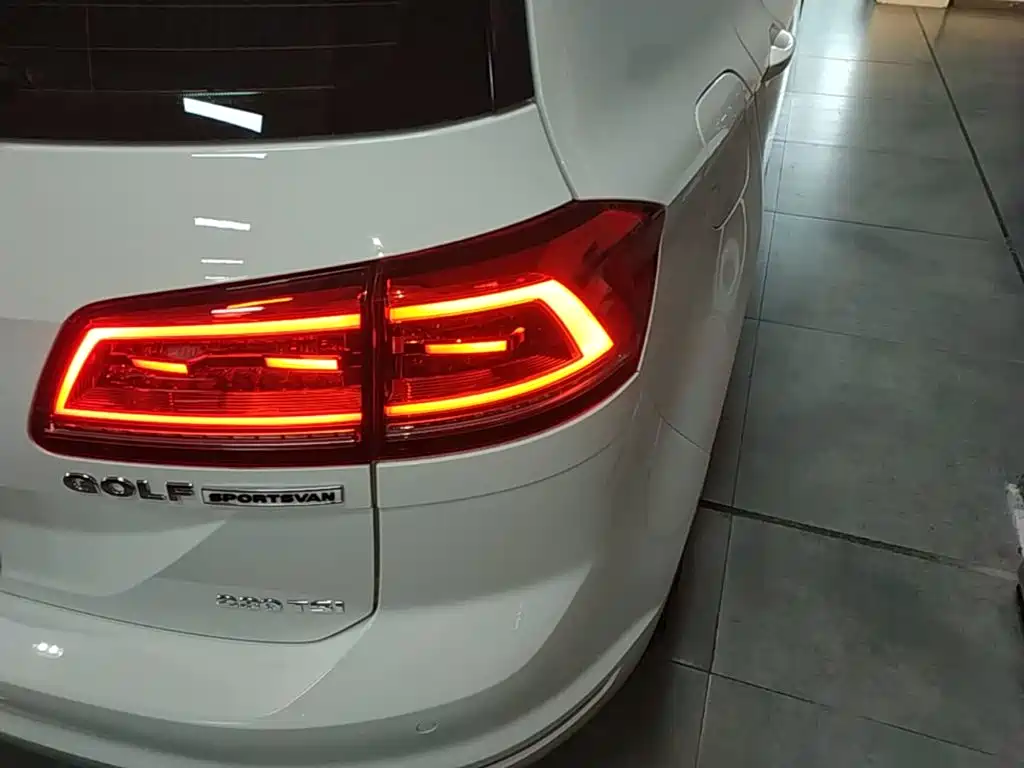 Volkswagen Golf Sportsvan — миниатюра 8