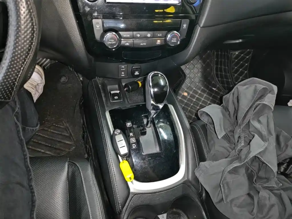 Nissan X-Trail — миниатюра 14