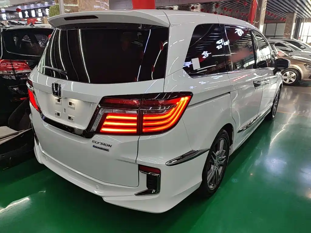 Honda Elysion 2019 2.0L