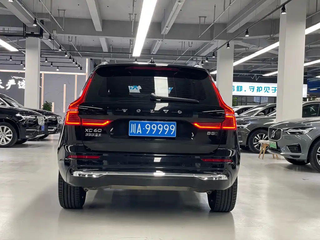Volvo XC60 — миниатюра 11