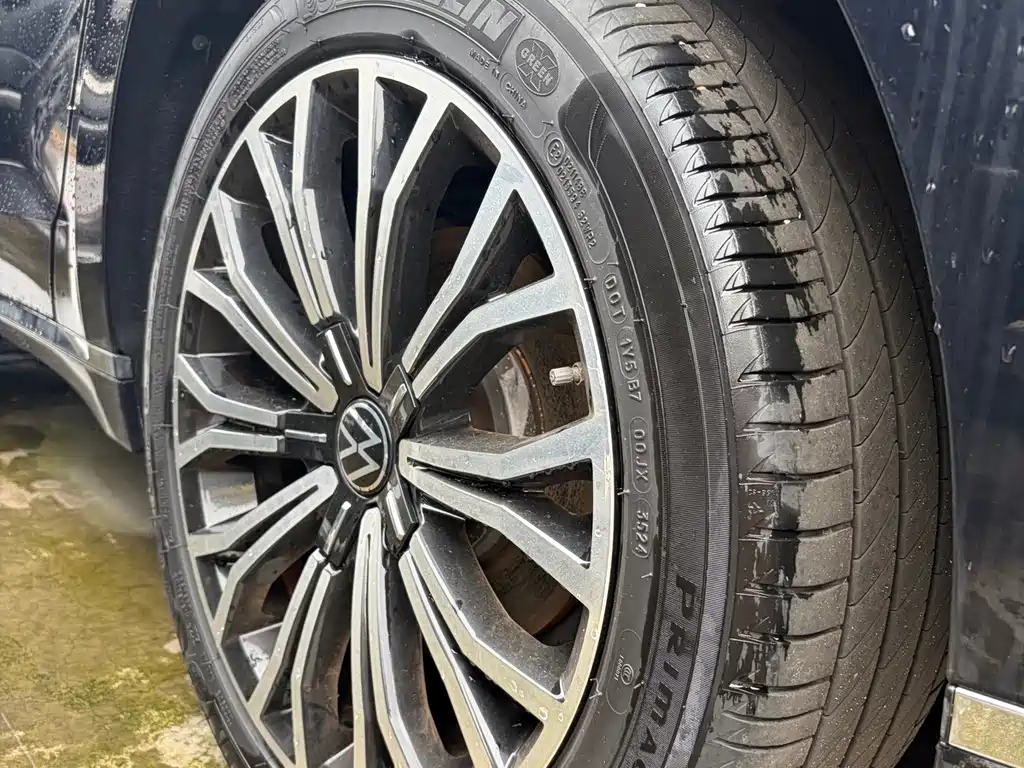 Volkswagen Phideon — миниатюра 15