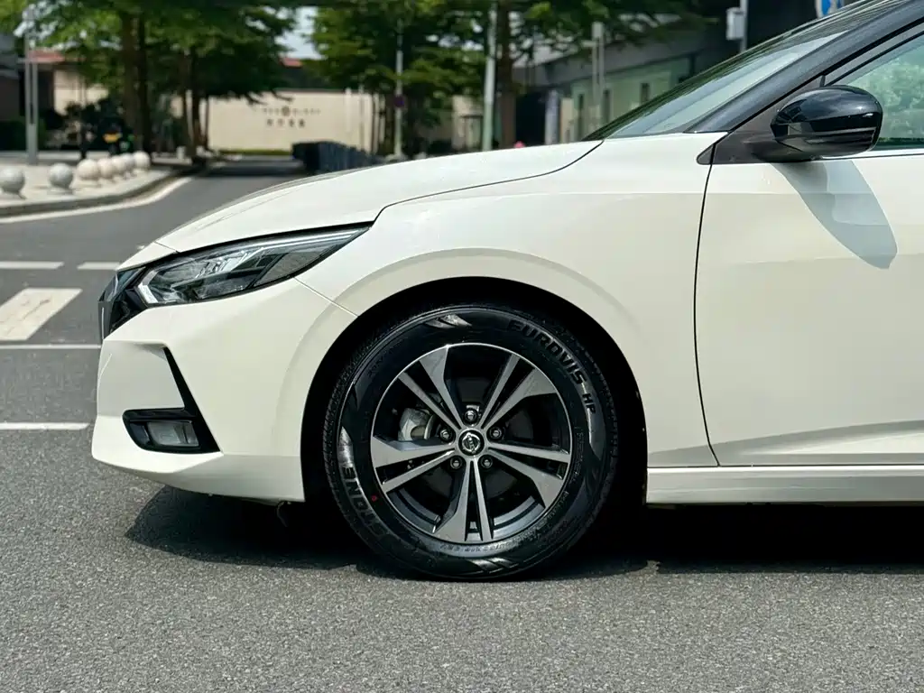 Nissan Sylphy — миниатюра 5