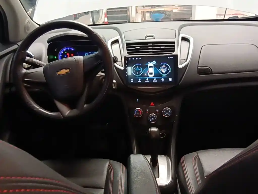 Chevrolet Trax — миниатюра 10