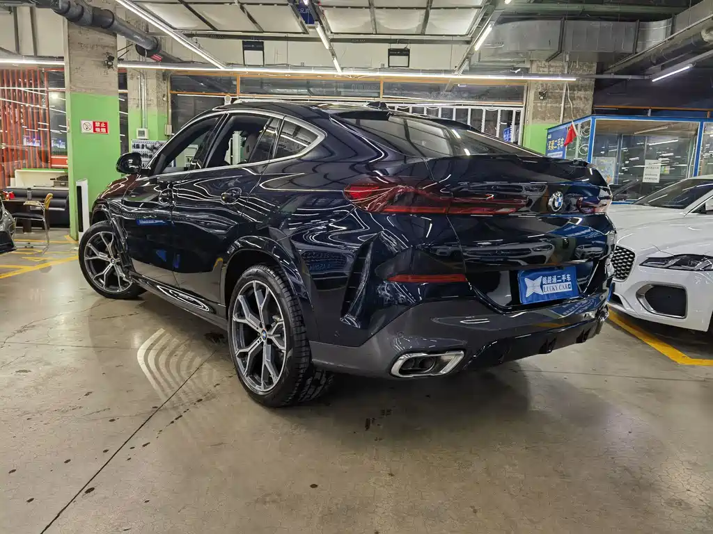 BMW X6 2023 xDrive40i M Sport