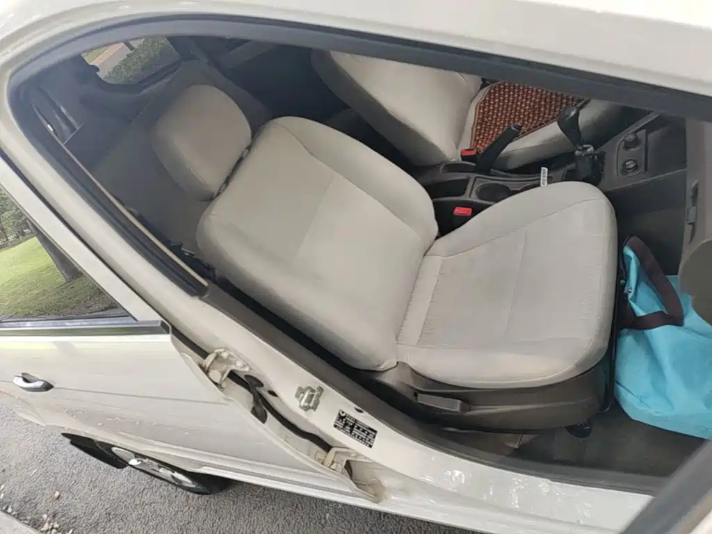 Wuling Hongguang — миниатюра 25