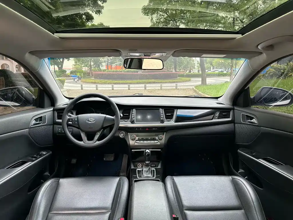 Hyundai Mistra — миниатюра 5