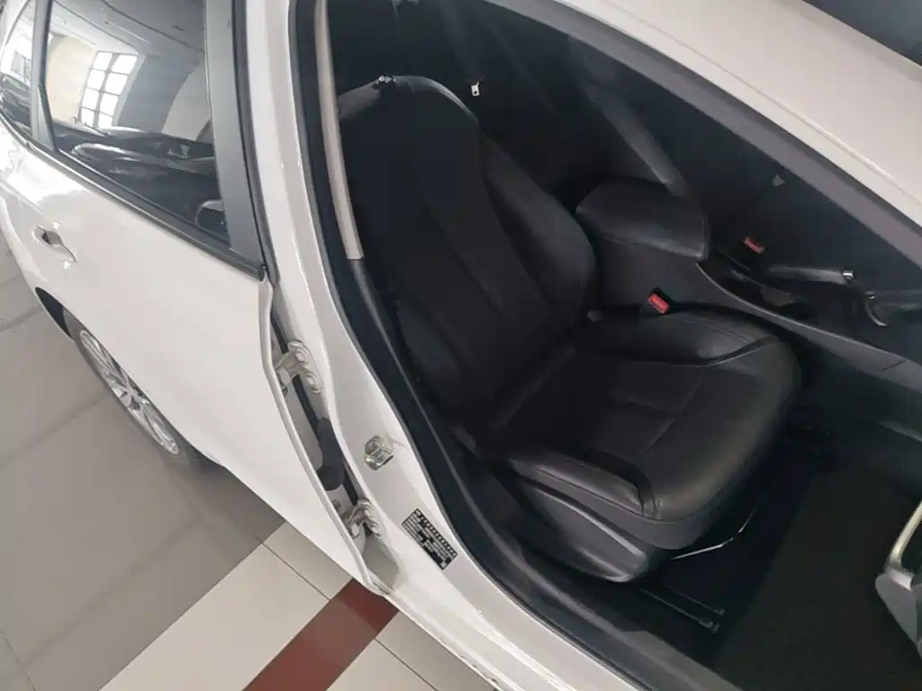 Buick Excelle — миниатюра 25