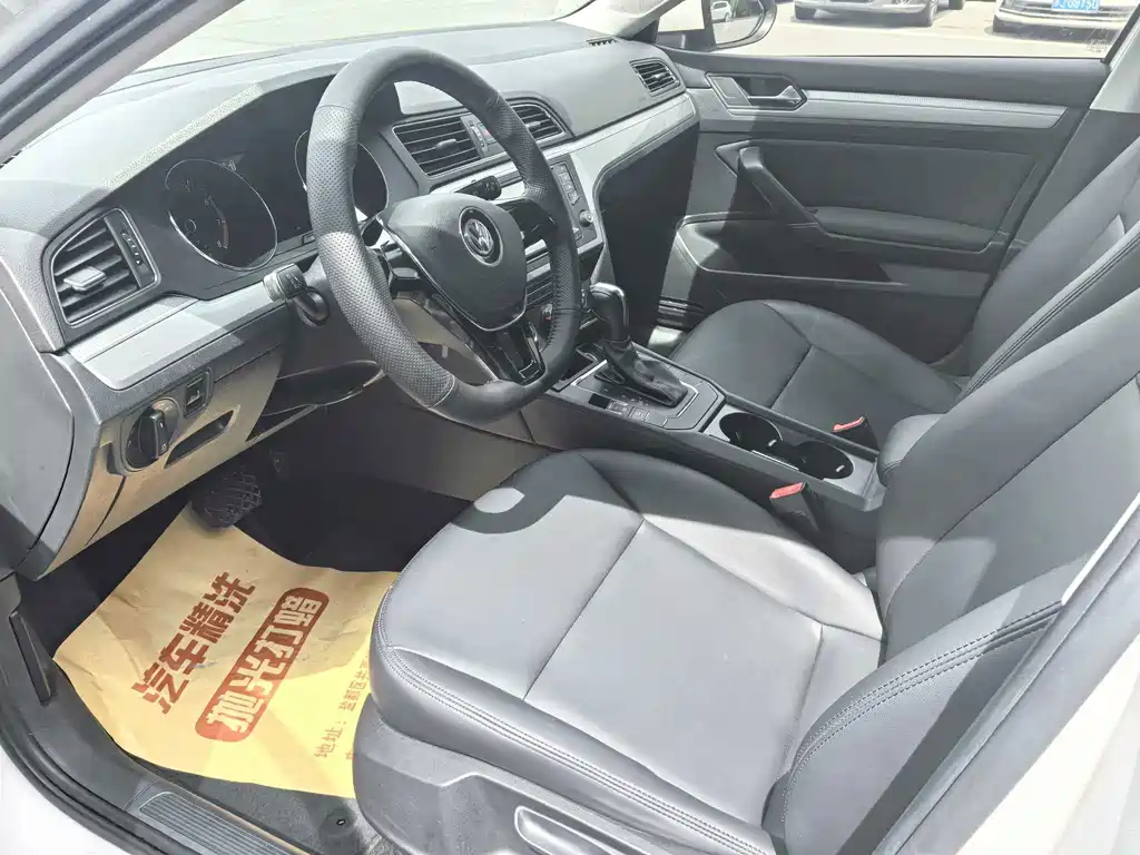 Volkswagen Lamando — миниатюра 7