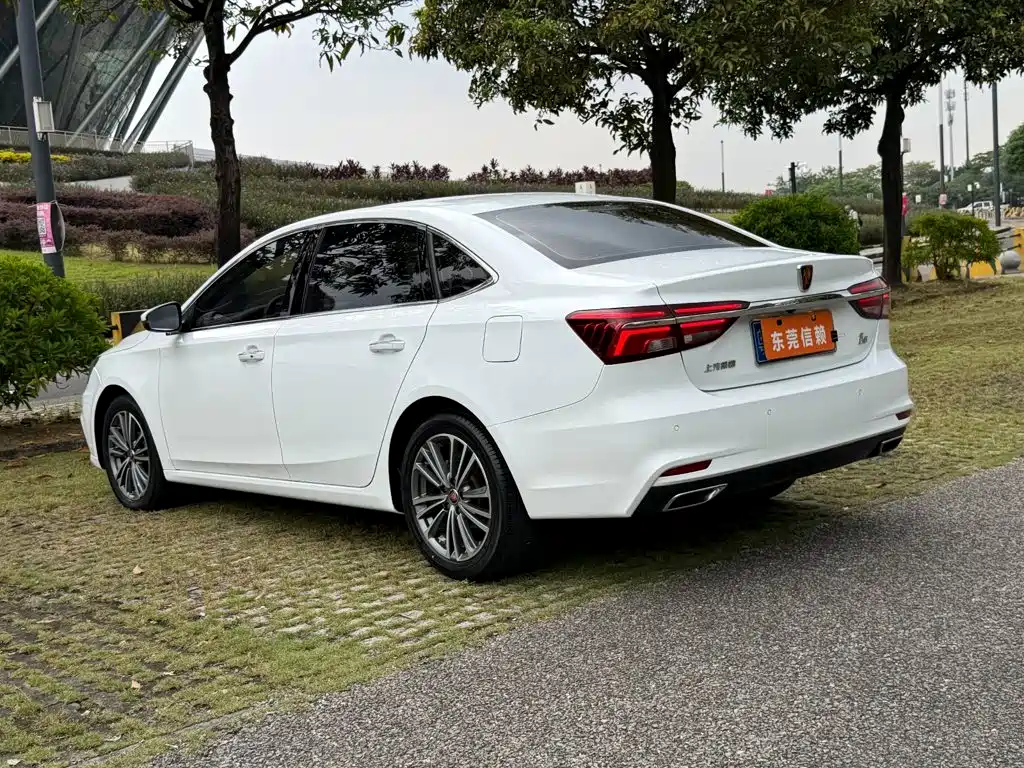Roewe i6 Classic — миниатюра 6