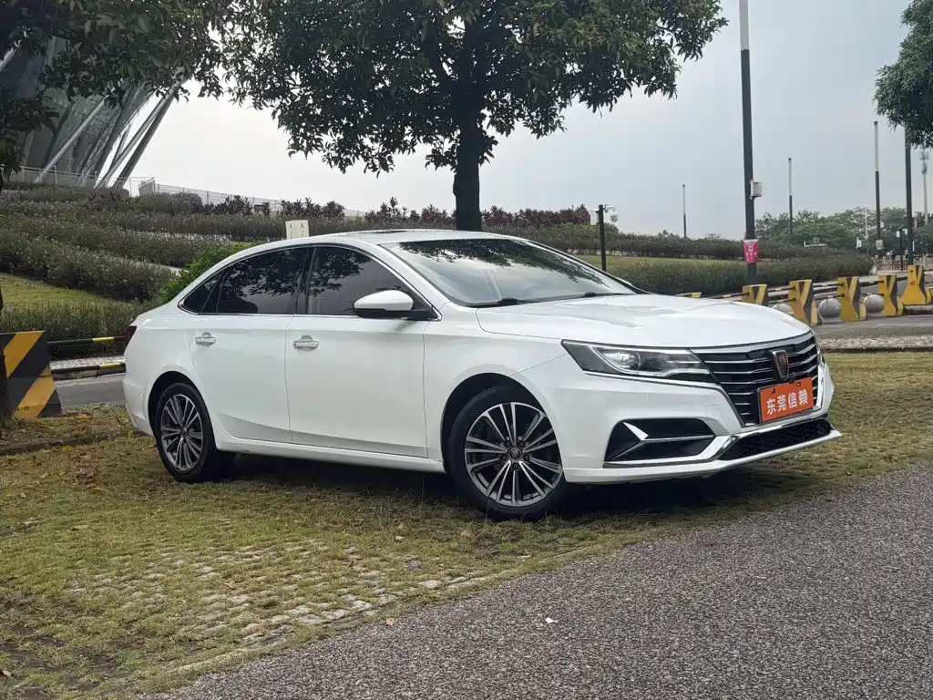 Roewe i6 Classic — миниатюра 2