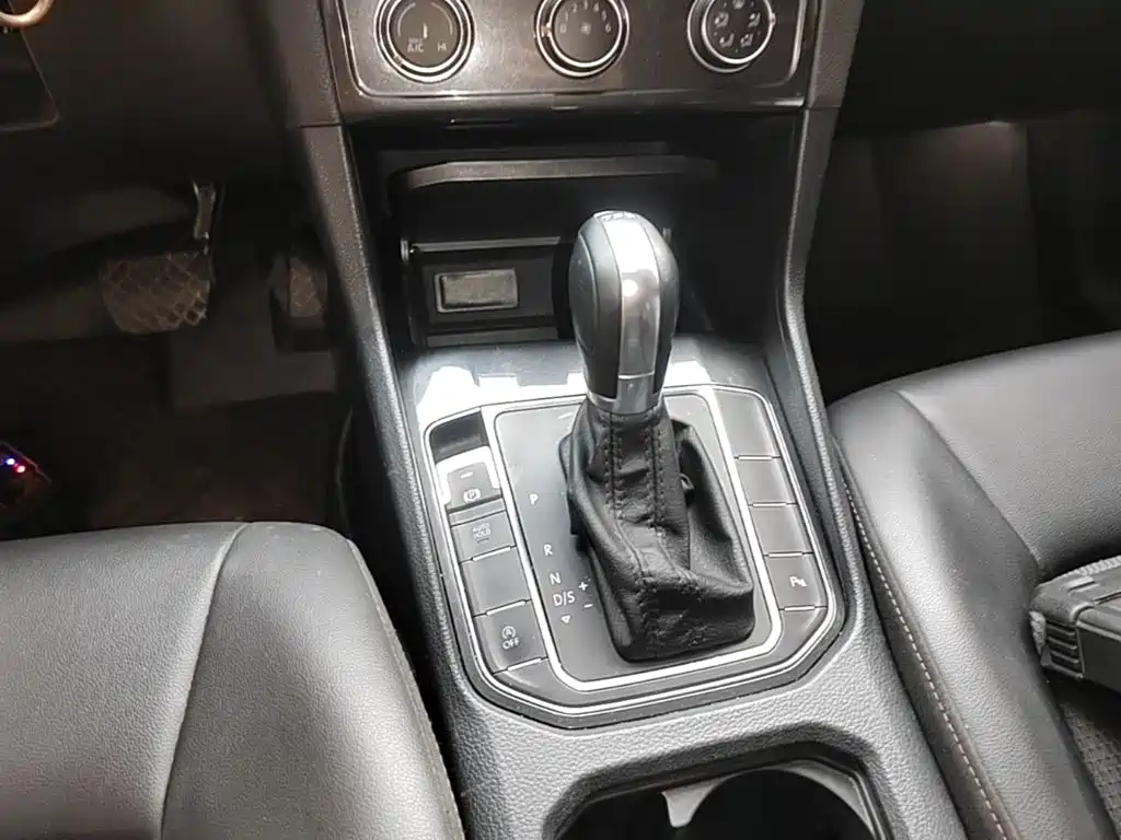 Volkswagen Golf Sportsvan — миниатюра 14