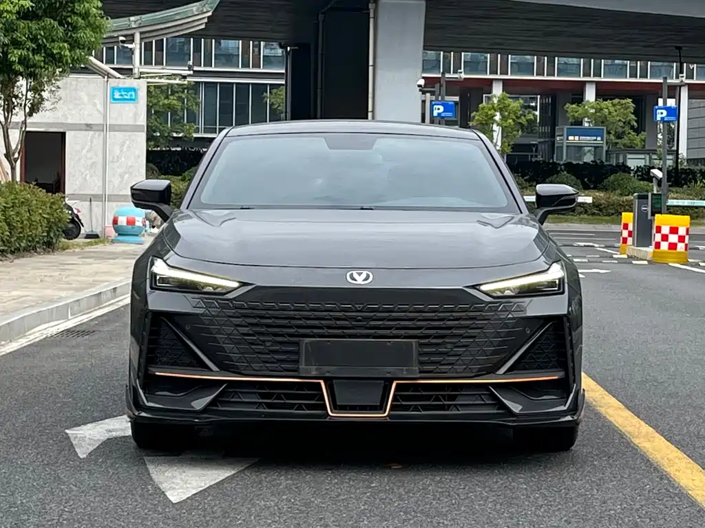 Changan UNI-V — миниатюра 2