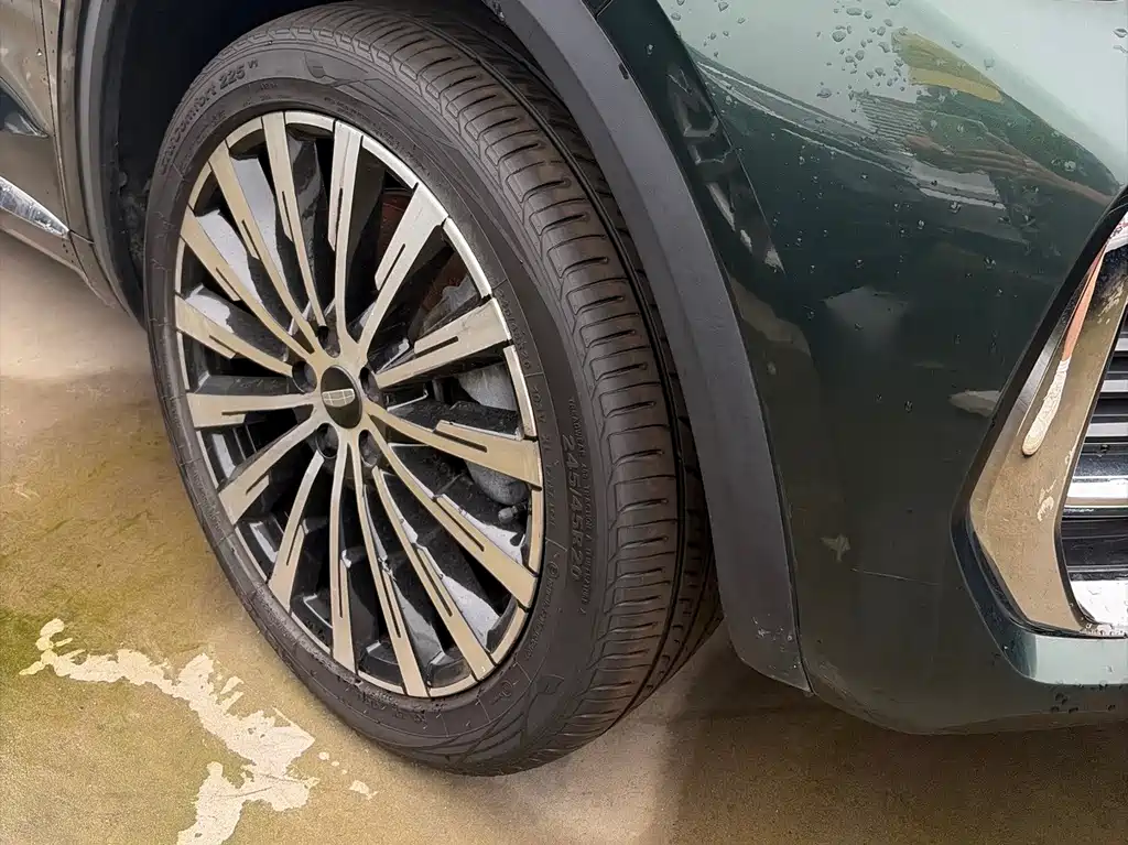 Geely Xingyue L — миниатюра 2