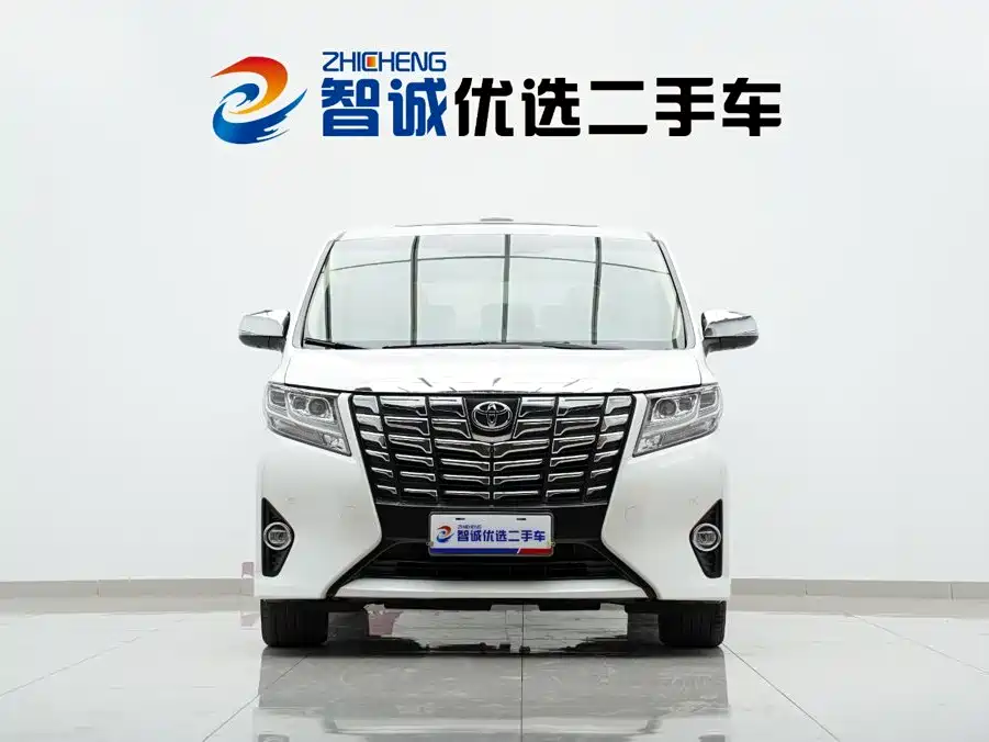 Toyota Alphard — миниатюра 2