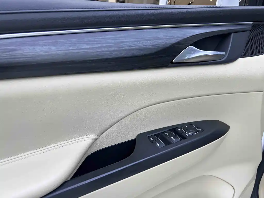 Buick GL8 2023 ES Premium