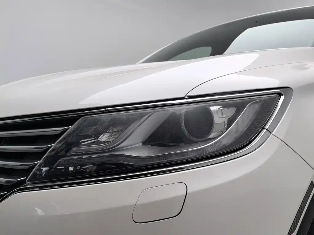 Lincoln MKC — миниатюра 7