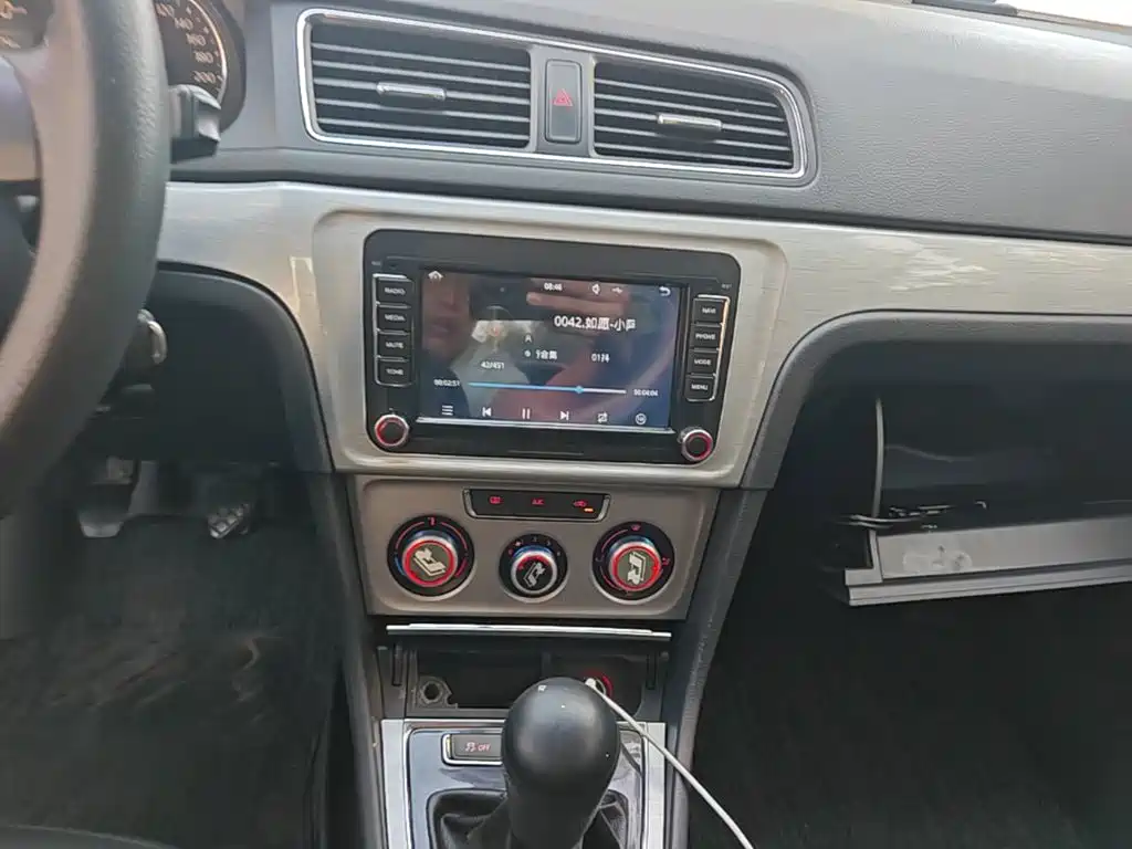 Volkswagen Lavida — миниатюра 13