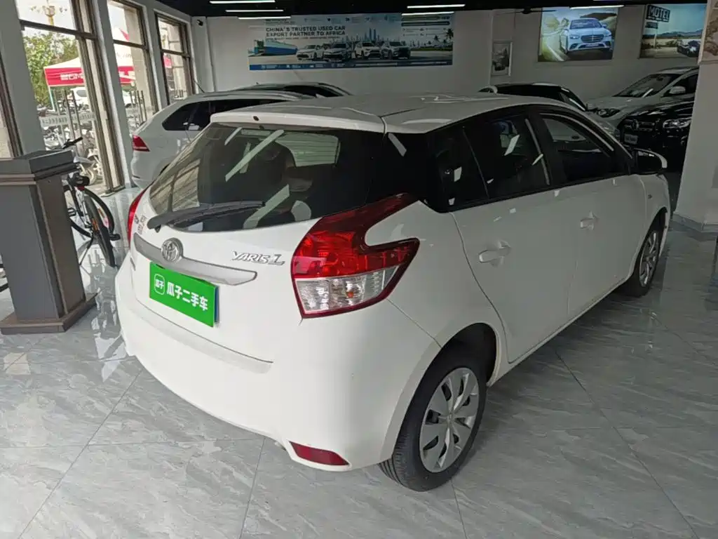 Toyota Yaris L — миниатюра 7